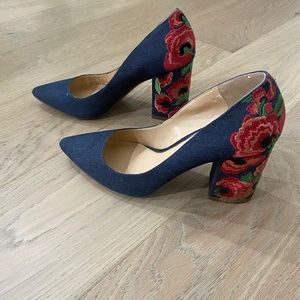 Jessica Simpson Lannah Pump